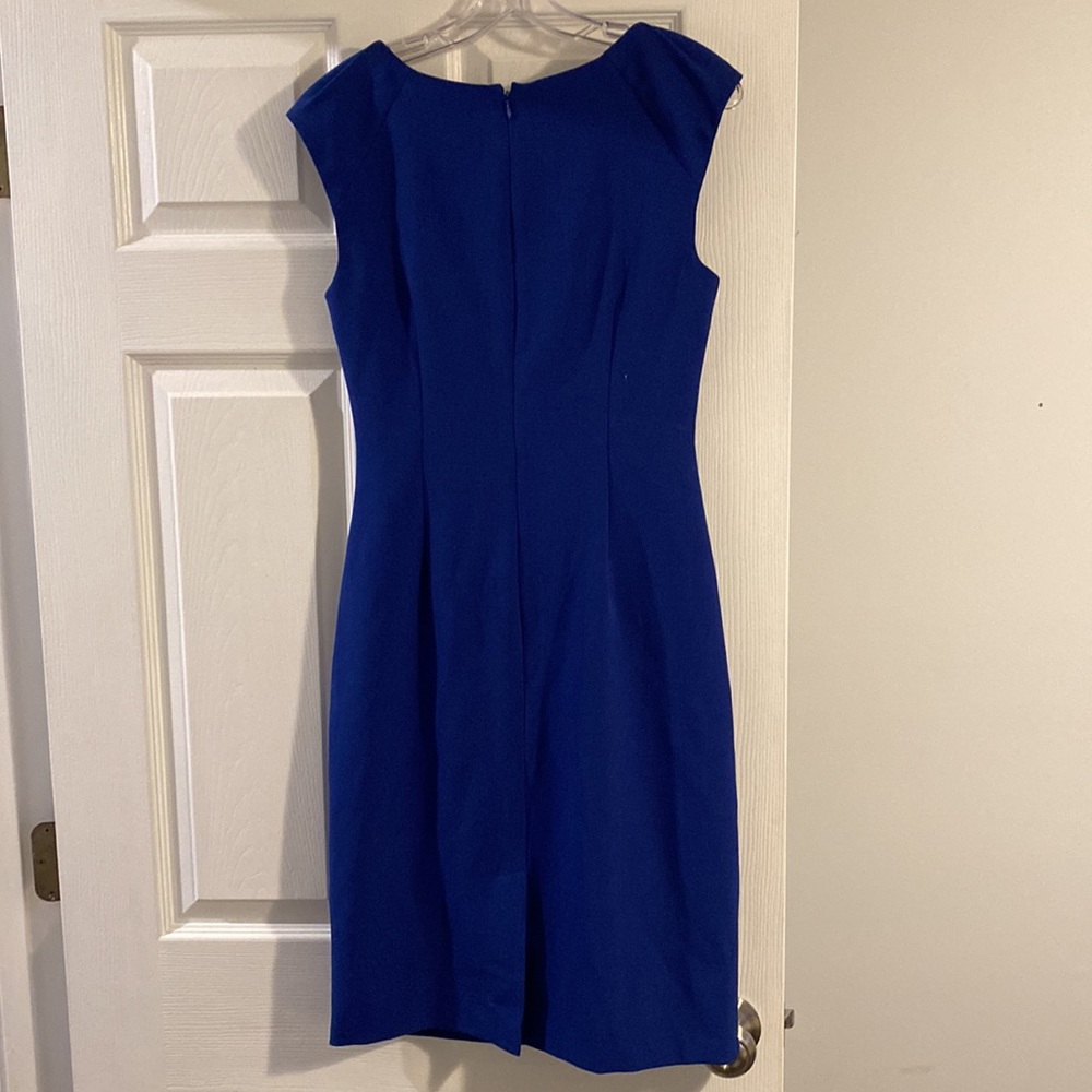 Adrianna Papell - Dress. Size 4. - Picture 4 of 4